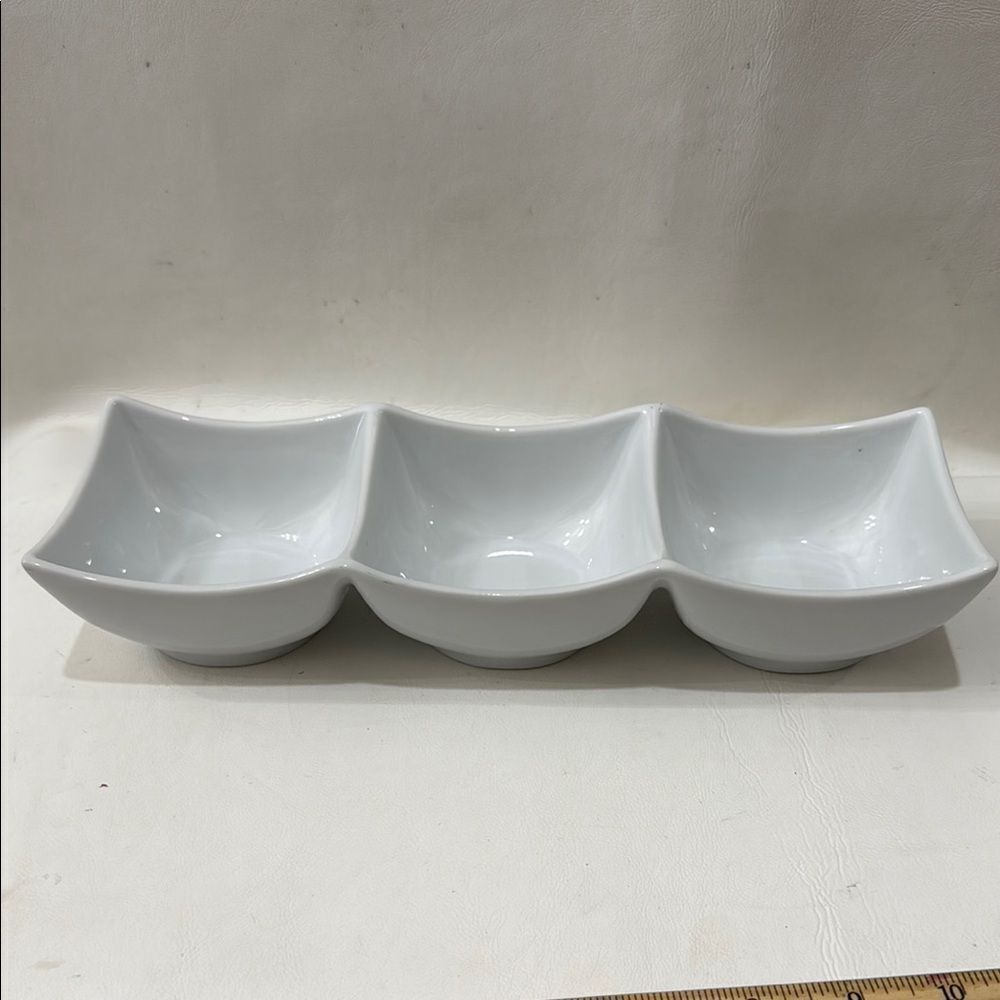 Simple Dining White Ceramic Triple Serveware Dish Condiments Snacks 11 X 3 1/2